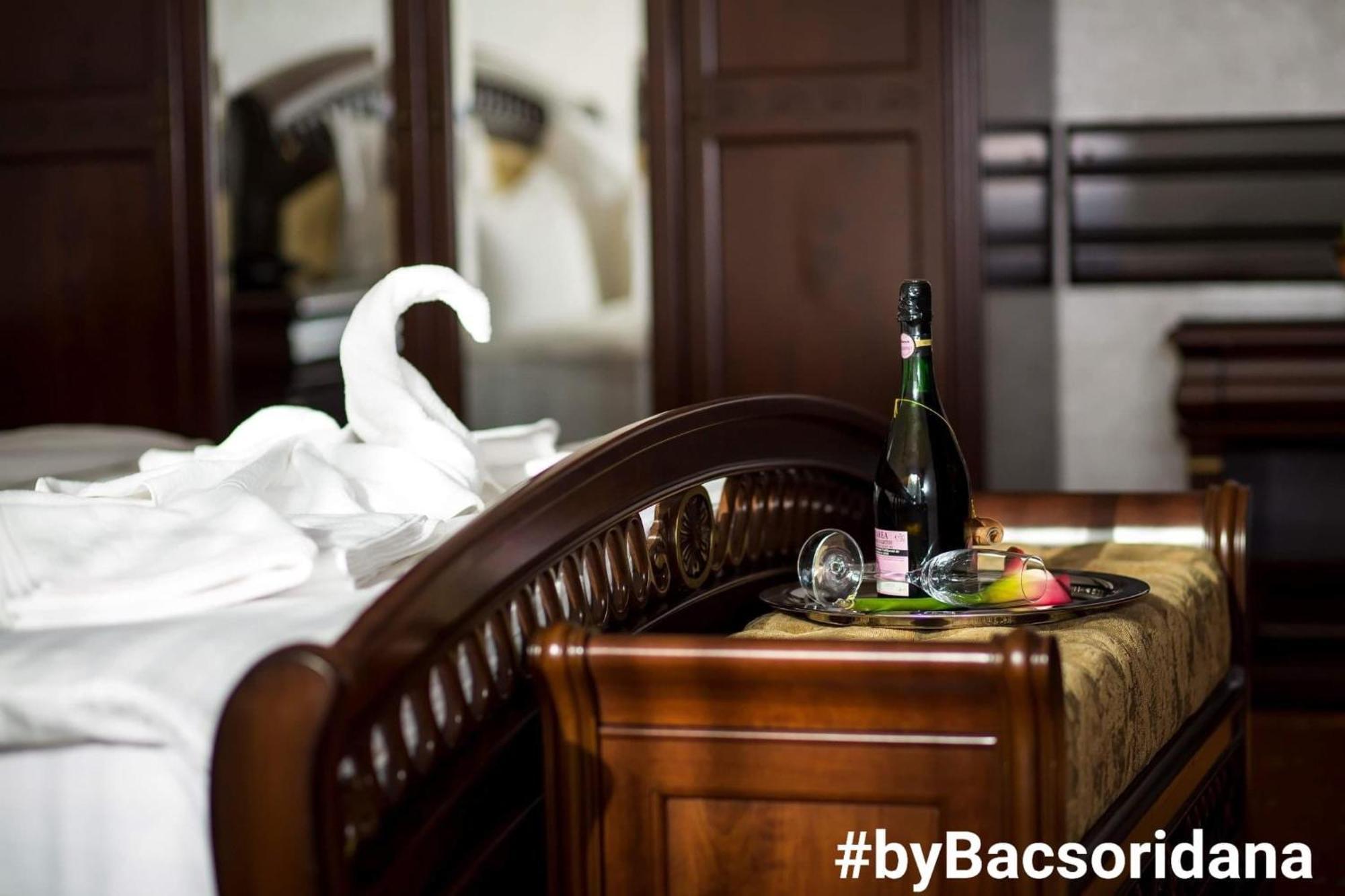 Hotel Bacsoridana Tecuci Buitenkant foto