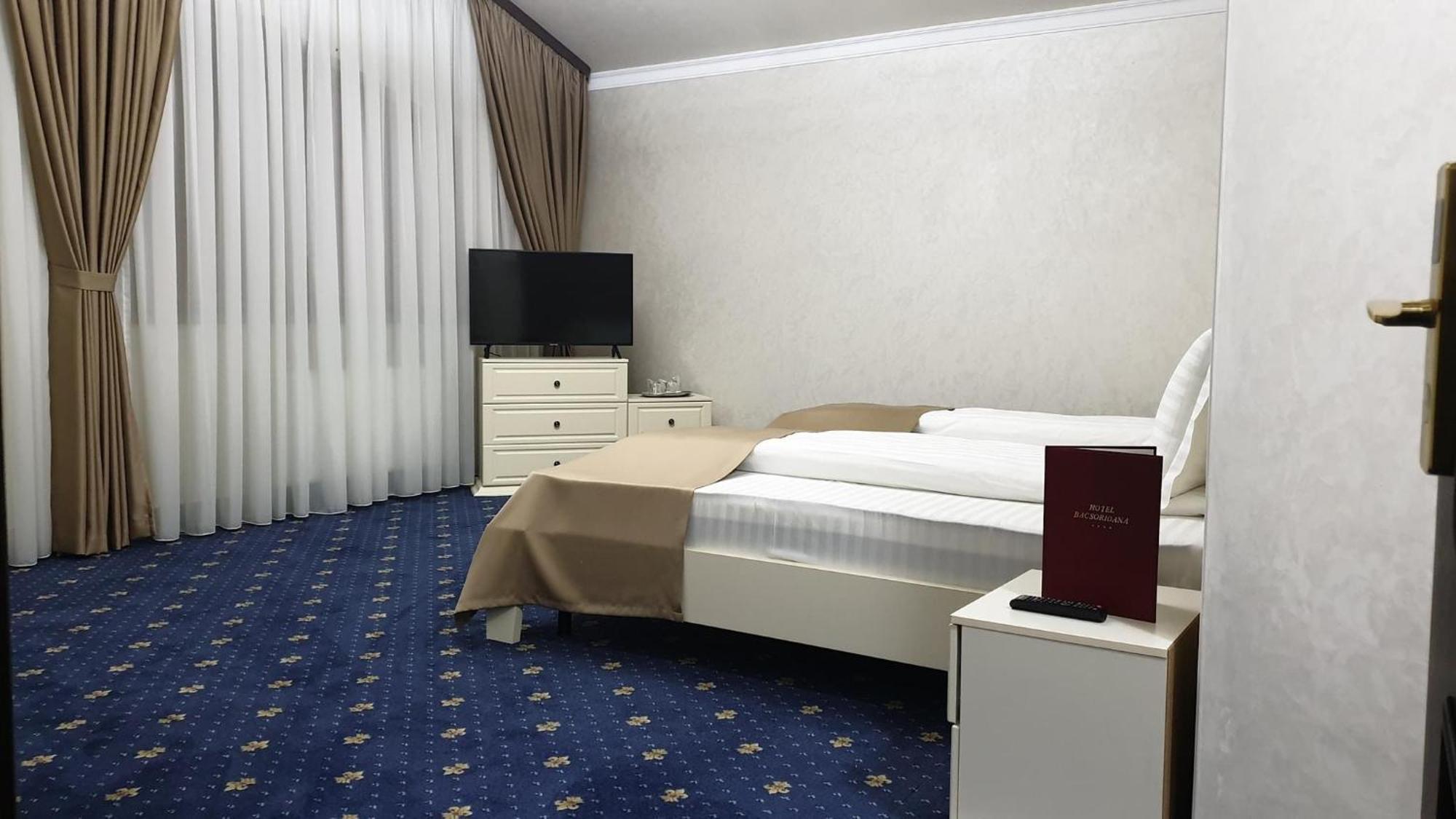 Hotel Bacsoridana Tecuci Buitenkant foto
