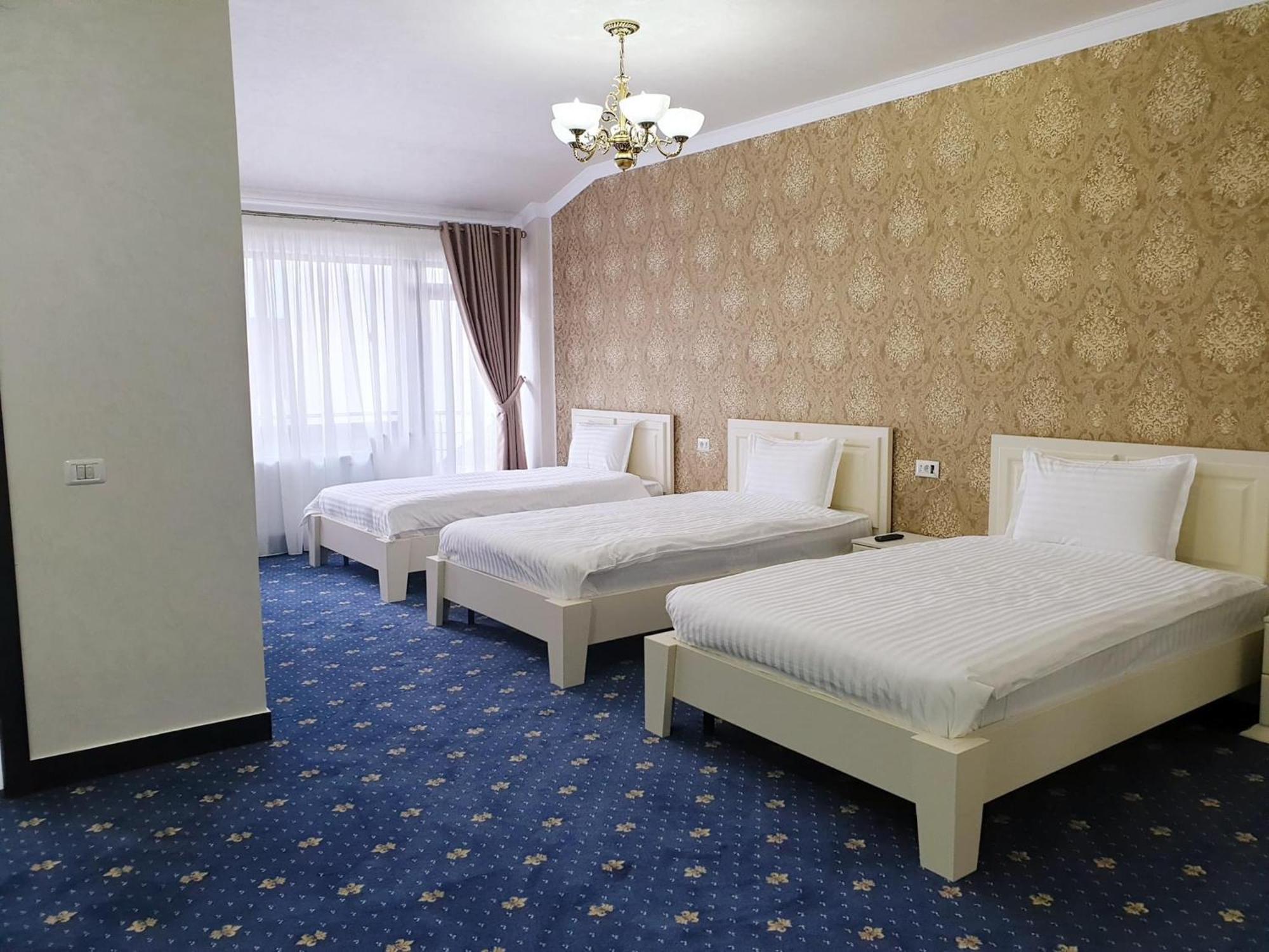 Hotel Bacsoridana Tecuci Buitenkant foto
